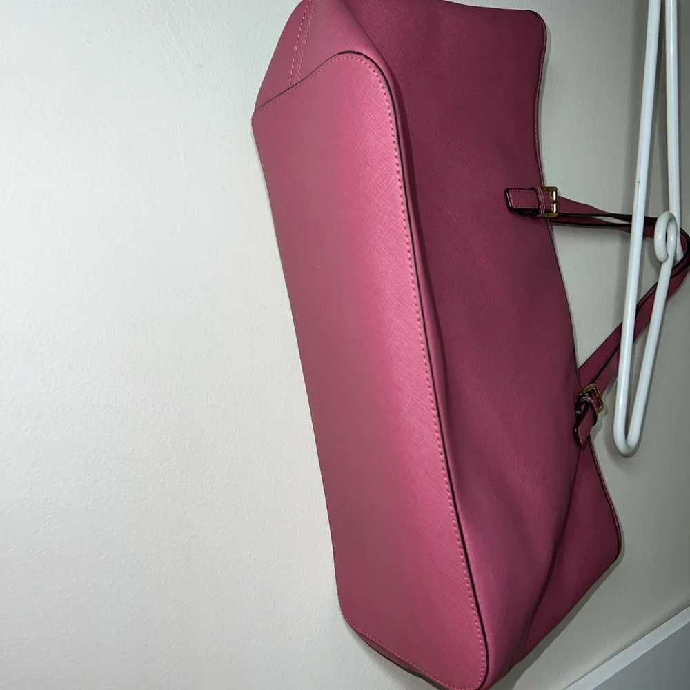 Michael Kors Fuschia Jet Set Leather Medium Tote